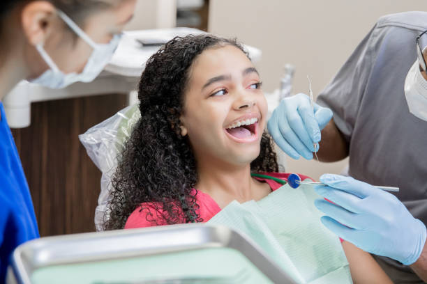 Best Dentist Open Late Near Me  in Great Neck Plaza, NY
